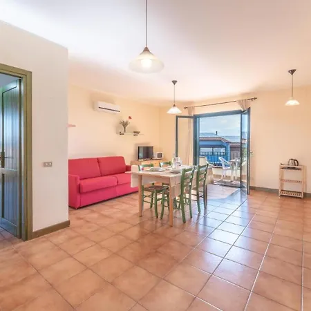 Quaint I Mirti Bianchi Bilo 4 No 6979 One Bedroom Sleeps 4