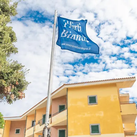 Quaint I Mirti Bianchi Bilo 4 No 6979 One Bedroom Sleeps 4 * Santa Teresa Gallura