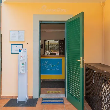 Quaint I Mirti Bianchi Bilo 4 No 6979 One Bedroom Sleeps 4