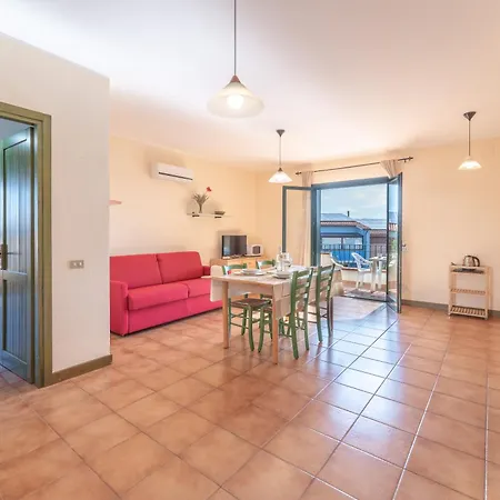 Appartement Quaint I Mirti Bianchi Bilo 4 No 6979 One Bedroom Sleeps 4