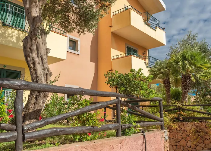 Quaint I Mirti Bianchi Bilo 4 No 6979 One Bedroom Sleeps 4 * Santa Teresa Gallura