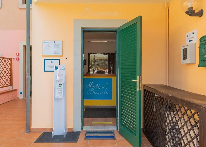 Appartement Quaint I Mirti Bianchi Bilo 4 No 6979 One Bedroom Sleeps 4 *